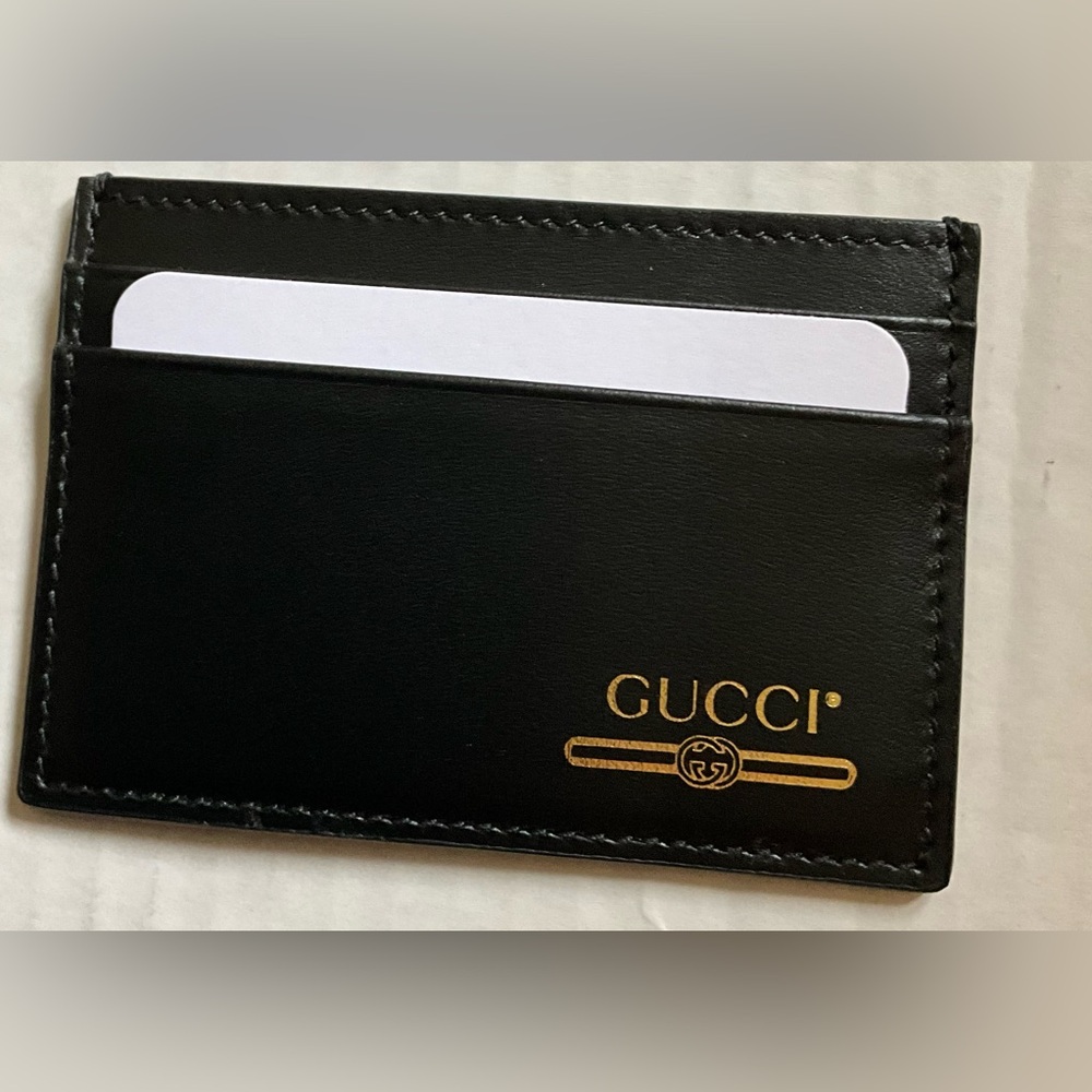 Gucci card holder- brand new
